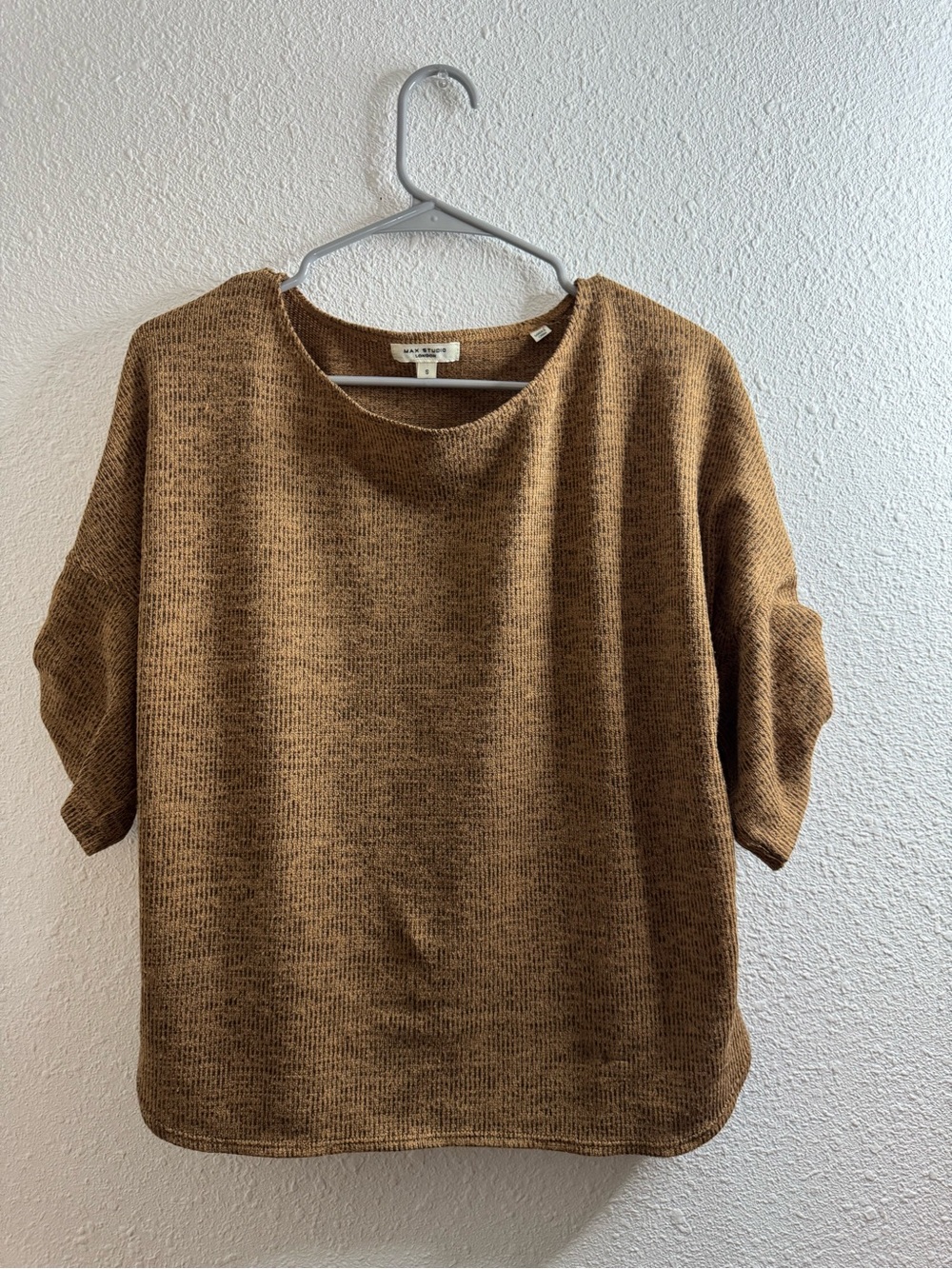 Cozy Brown Knit Short-Sleeve Sweater
